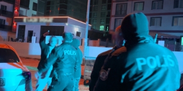 alkollu-surucu-ve-yolcudan-muhabire-tepki-o-telefonu-kirarim-7XaOV2Fx.jpg
