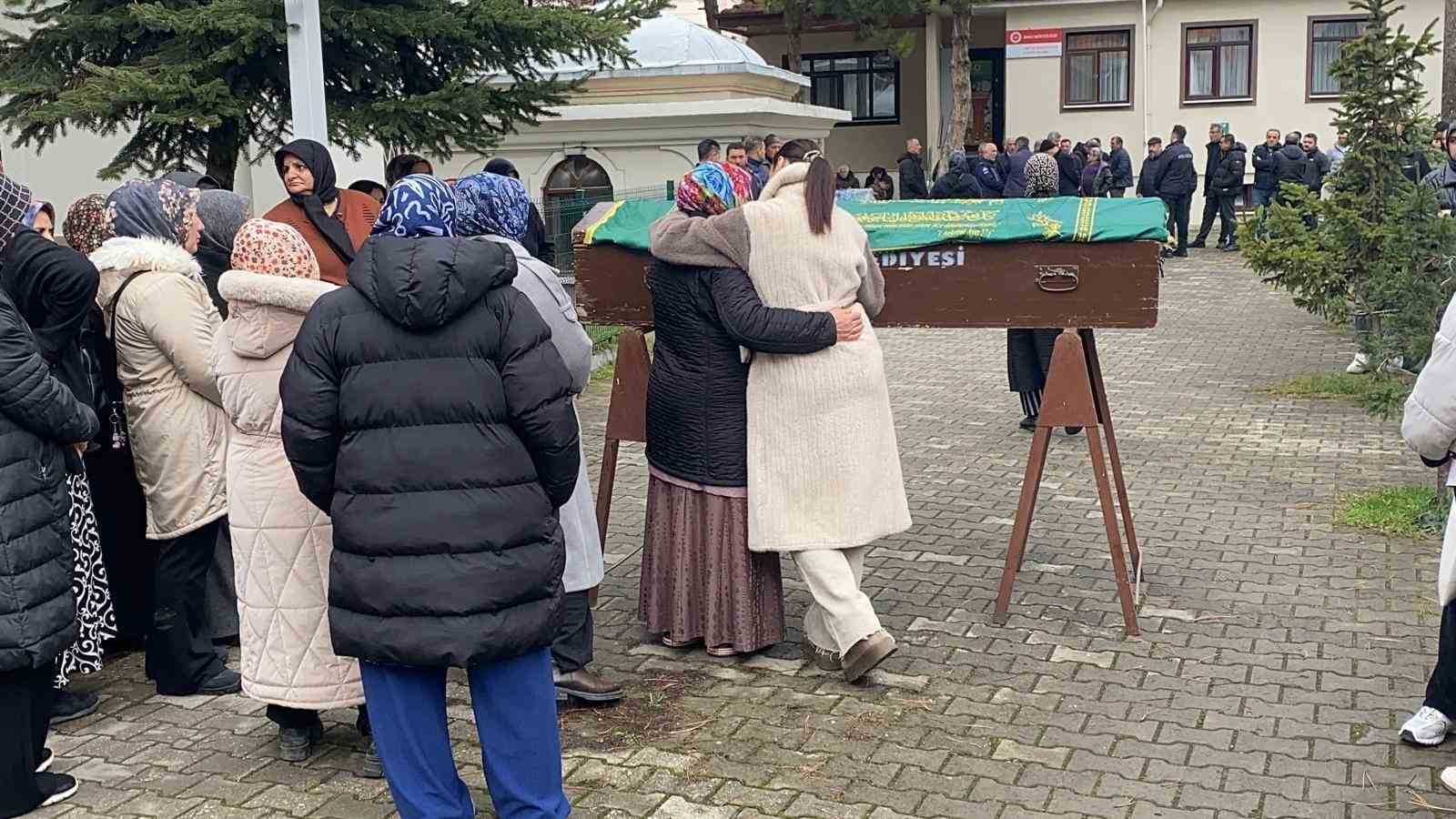alkollu surucunun hayattan kopardigi genc son yolculuguna ugurlandi 3 ejGCtUgc