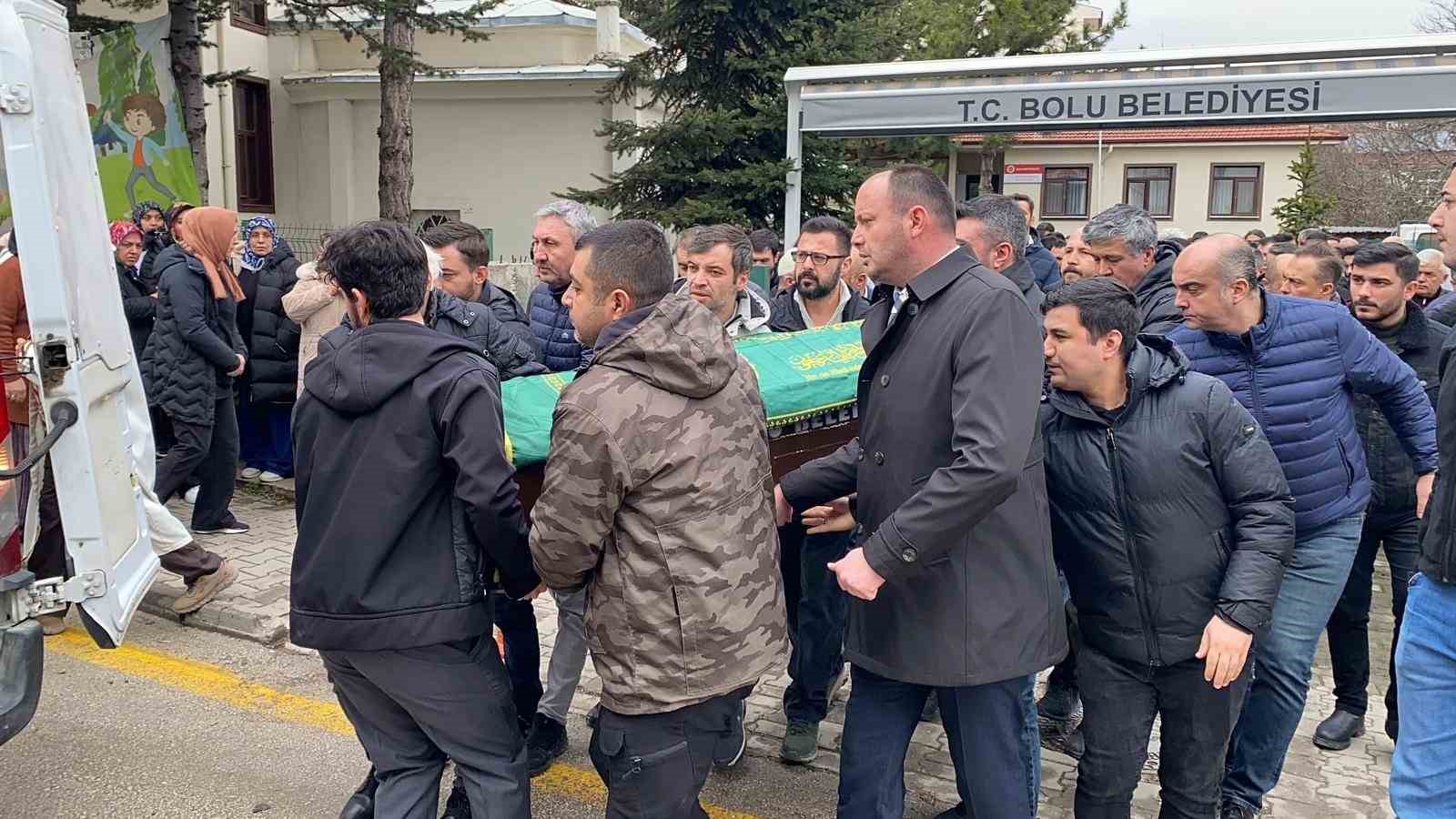 alkollu surucunun hayattan kopardigi genc son yolculuguna ugurlandi 6 y3g18y9h