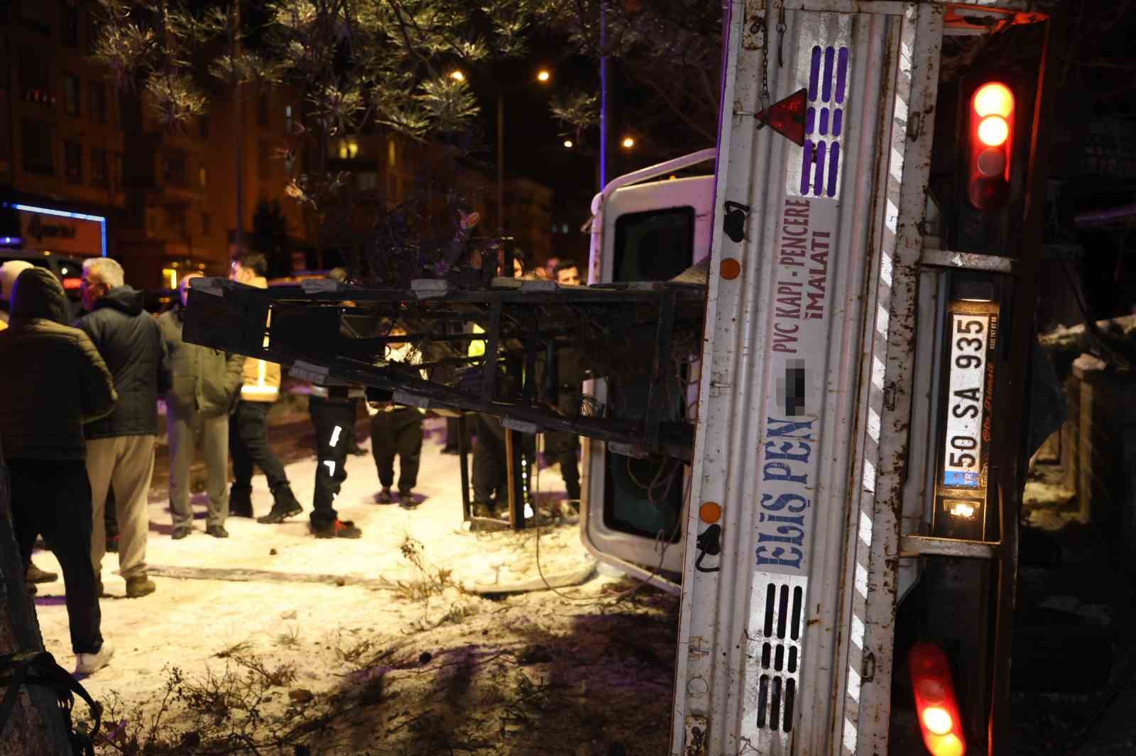 alkollu surucuye surucu oldugunu polisler hatirlatti 4