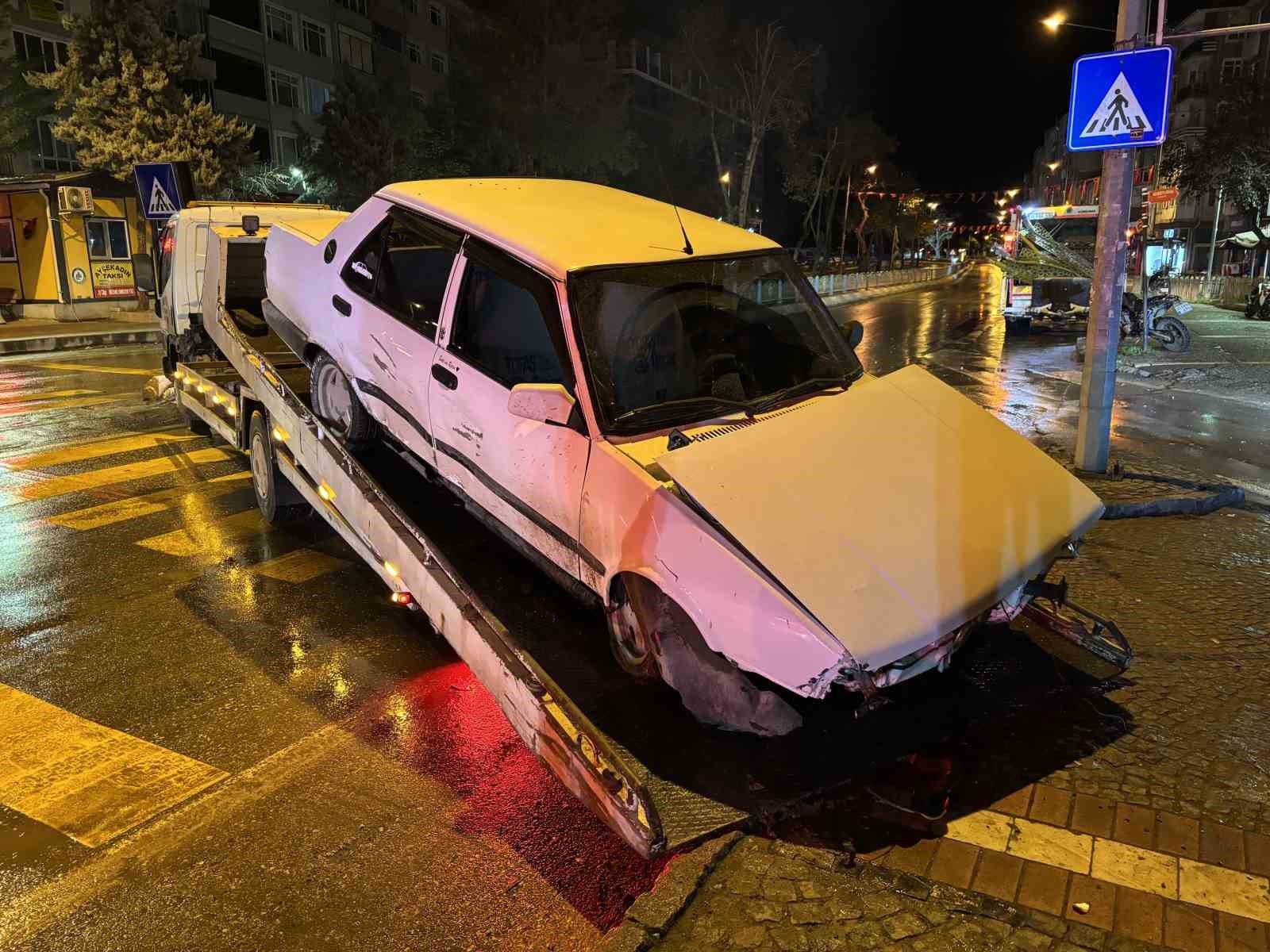 alkollu ve ehliyetsiz kadin surucu dehset sacti 6