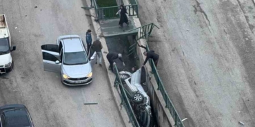 alkollu-ve-ehliyetsiz-surucu-ortaligi-birbirine-katti-5e39ZmWe.jpg