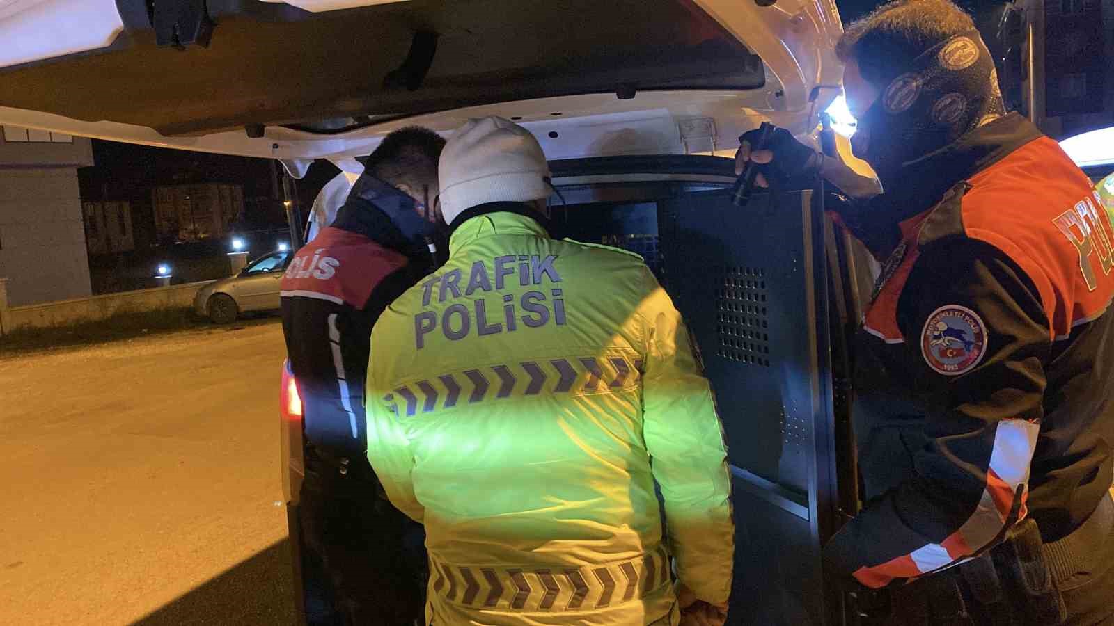 alkolmetreye uflemeyi reddetti 200 bin lira ceza yedi 2 mYXJgXXp