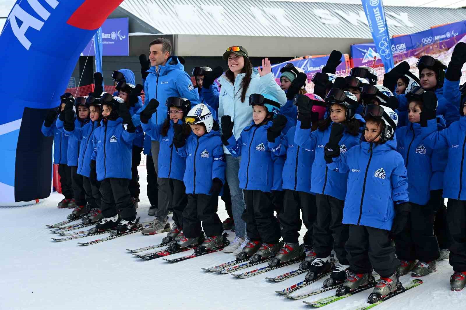 allianz turkiye dag gibi arkanizdayiz projesiyle palandokende kiz cocuklarini kayak sporuyla tanistirdi 1