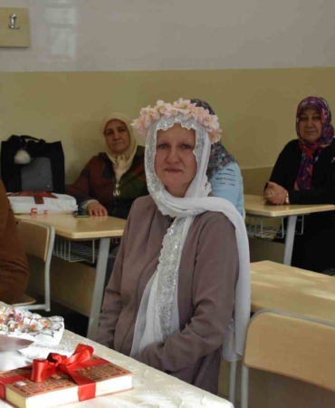 alman-kadin-kuran-i-kerimden-etkilenip-musluman-oldu-MjTnEDmZ.jpg