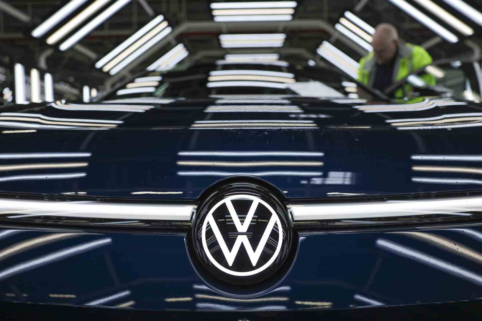 Alman otomotiv sektöründe kriz: Volkswagen 50 bin kişiyi işten çıkaracak 5 alman otomotiv sektorunde kriz volkswagen 50 bin kisiyi isten cikaracak 1 aaah4v55