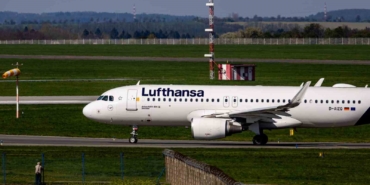 almanya-havayolu-sirketi-lufthansa-ucretsiz-el-bagaji-uygulamasini-kaldiriyor-juk7m2I7.jpg