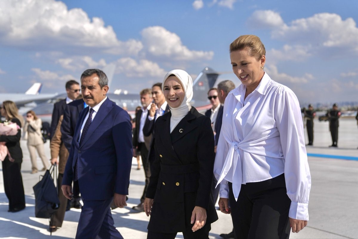 Almanya Şansölyesi Merz ve Danimarka Başbakanı Frederiksen Ankara’da 9 almanya sansolyesi merz ve danimarka basbakani frederiksen ankarada 5 CSb24XMw