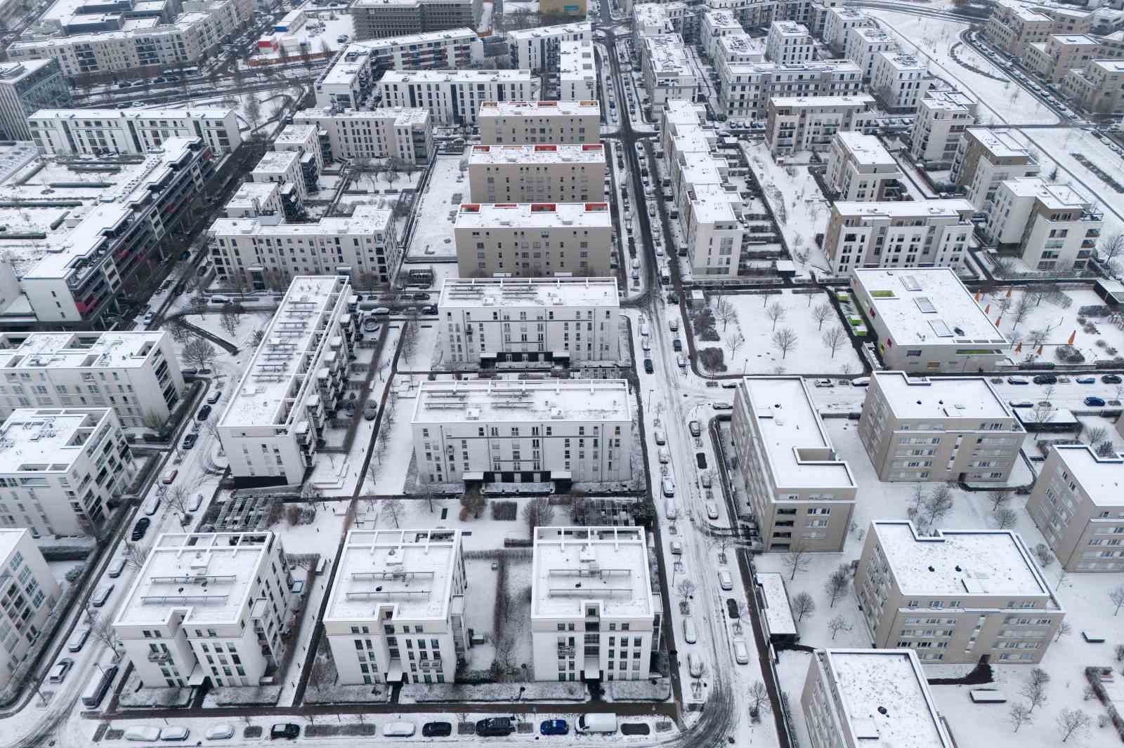 almanyada elli kar firtinasi okullar tatil edildi 4 mClIUl45