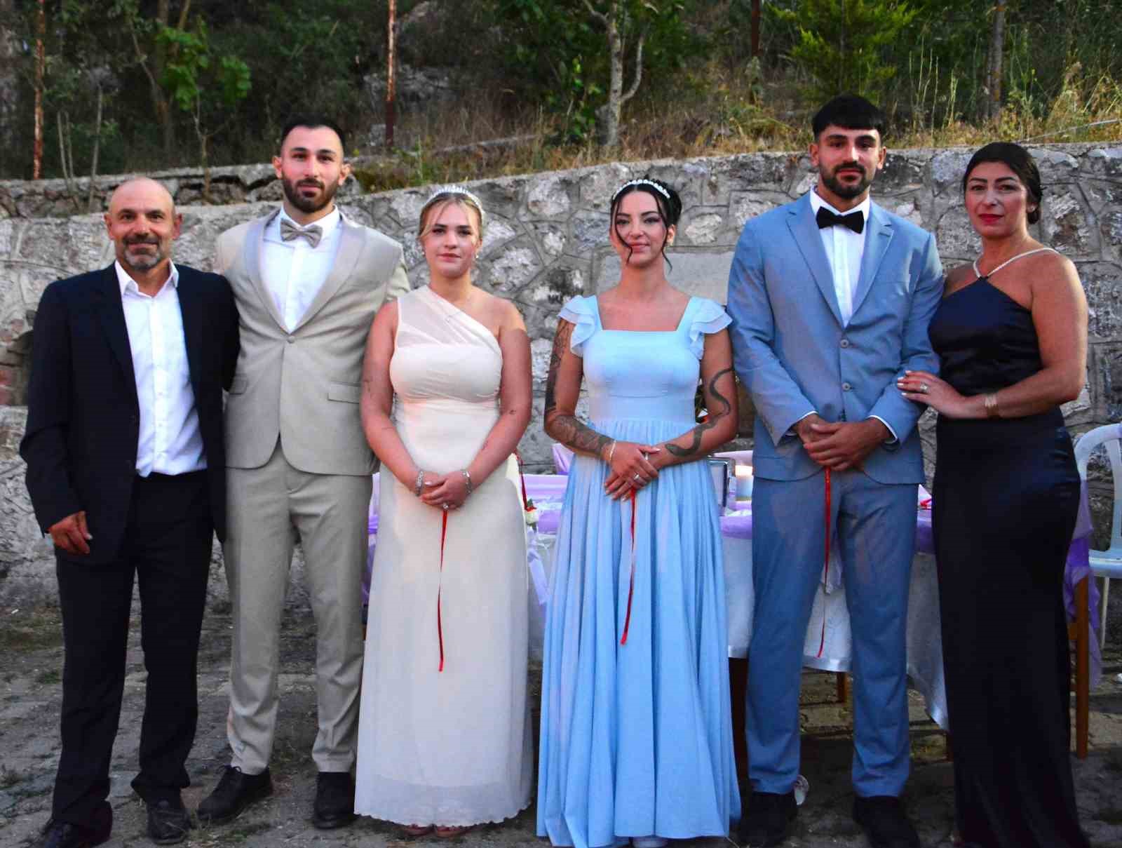 Almanya’dan Çorum’a uzanan mutluluk: İkiz kardeşler Alman gelin adaylarıyla nışanlandı 4 almanyadan coruma uzanan mutluluk ikiz kardesler alman gelin adaylariyla nisanlandi 0 h6bIFysp