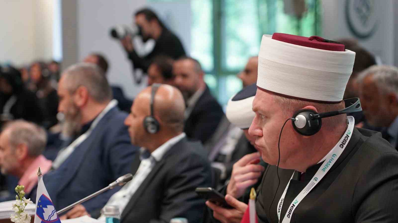 Almanya’dan Moğolistan’a Müslüman toplumların gündemi Köln’de ele alındı 29 almanyadan mogolistana musluman toplumlarin gundemi kolnde ele alindi 25