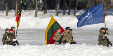 almanyanin-litvanyadaki-zirhli-tugayina-binden-fazla-nato-askeri-katildi-BgErV23f.jpg
