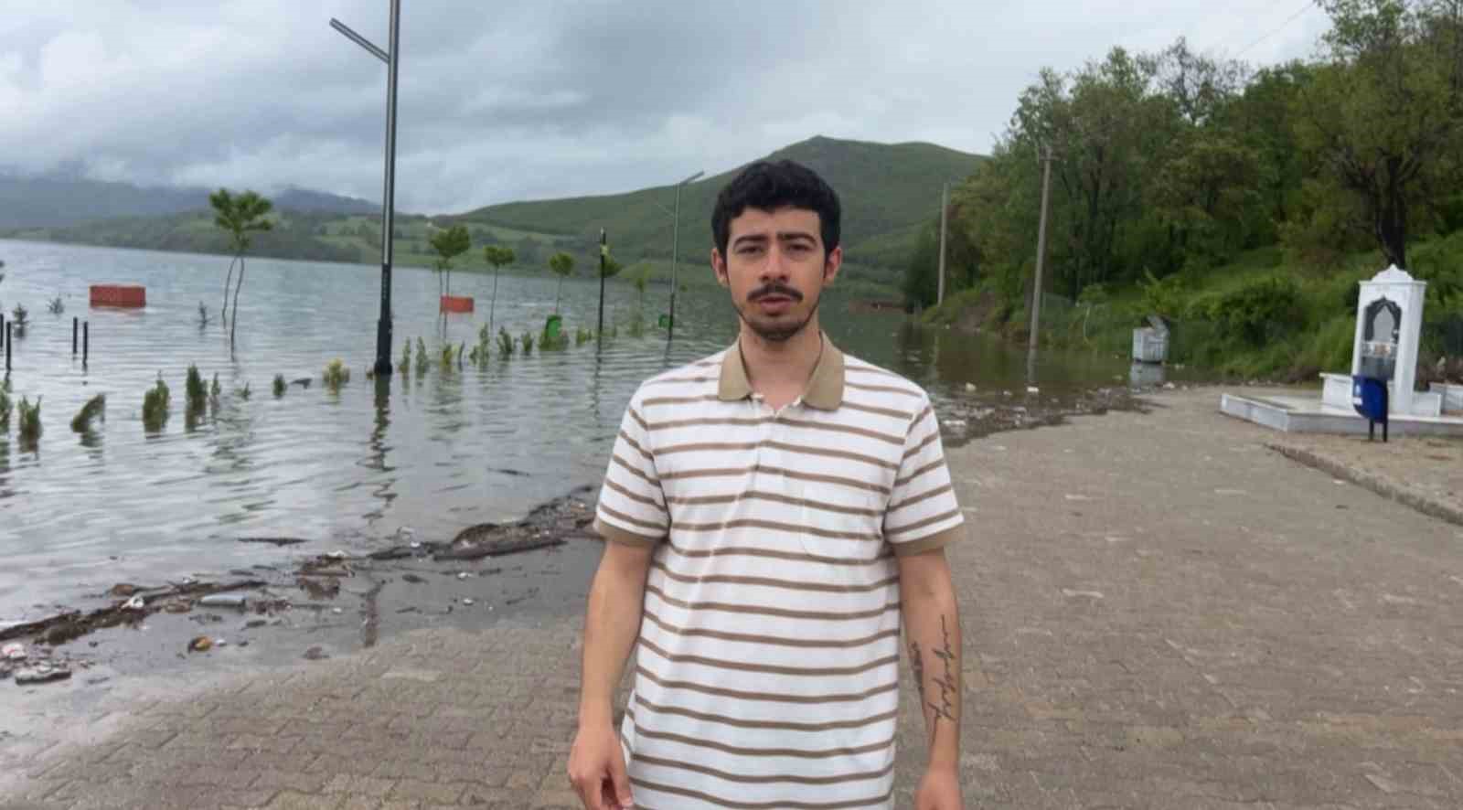 Almus Barajı taştı taştı, baraj kenarındaki oyun parkı ve otopark sular altında kaldı 9 almus baraji tasti tasti baraj kenarindaki oyun parki ve otopark sular altinda kaldi 5 6W8WGAJg