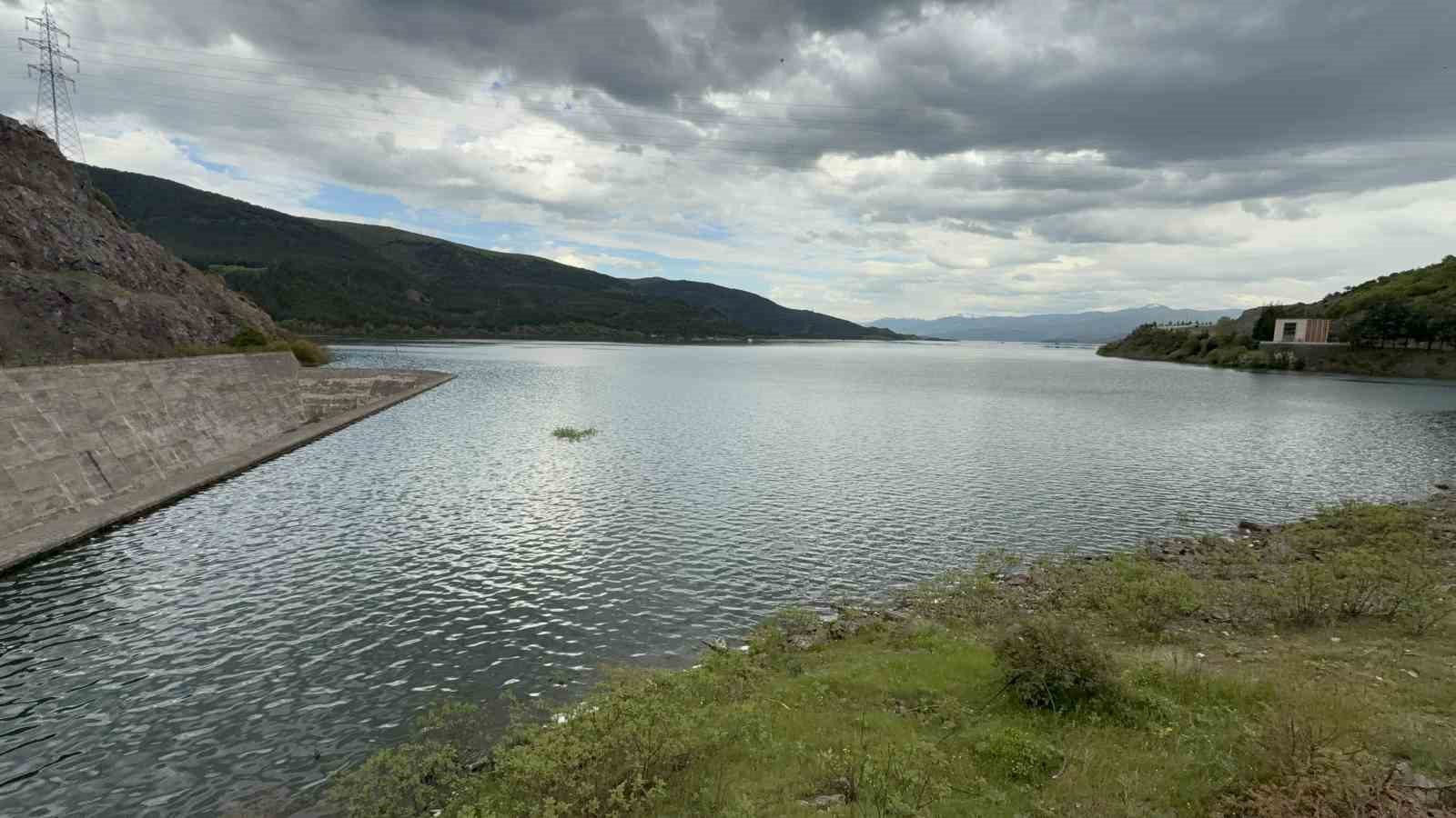 almus barajinda dolusavaga 50 santim kaldi 4 z8g2IFei