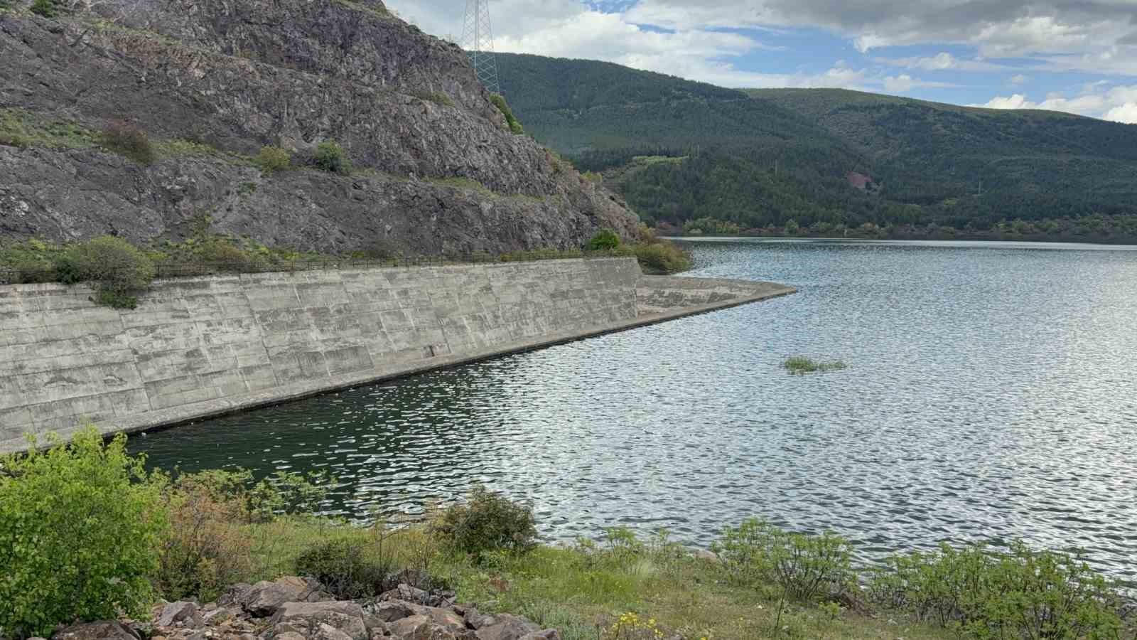 almus barajinda dolusavaga 50 santim kaldi 6 mlVui6Sz
