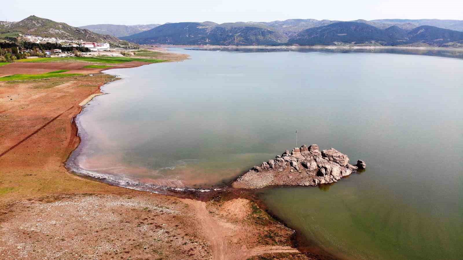 almus barajindaki ada yagislarla birlikte sular altinda kaldi 8 3euNluA1