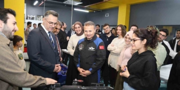 alper-gezeravcidan-btu-ogrencilerinin-teknofest-projelerine-tam-not-EbtTMqiY.jpg