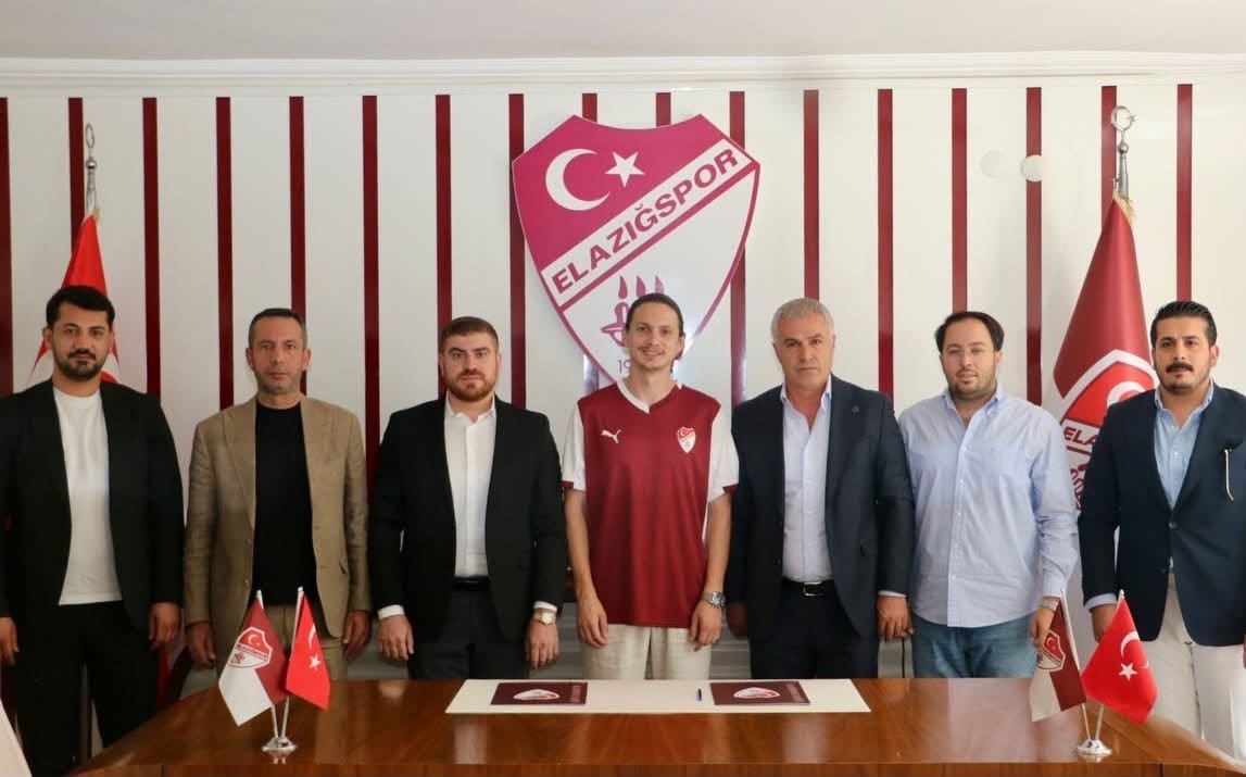Alperen Pak, resmen Elazığspor’da 4 alperen pak resmen elazigsporda 0 grvJaNBr