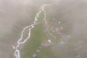 alpleri-andiran-manzarasiyla-dulaga-yaylasi-baharin-renklerine-burundu-O1qlkStG.jpg
