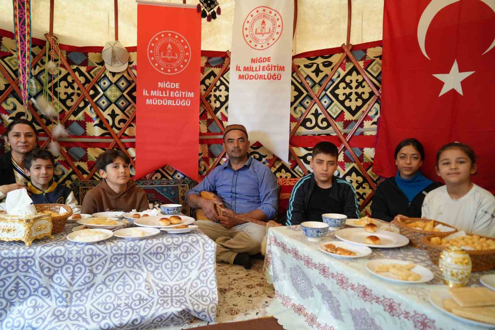 altay koyunde ailem okulum projesiyle kazak kulturu tanitildi 5