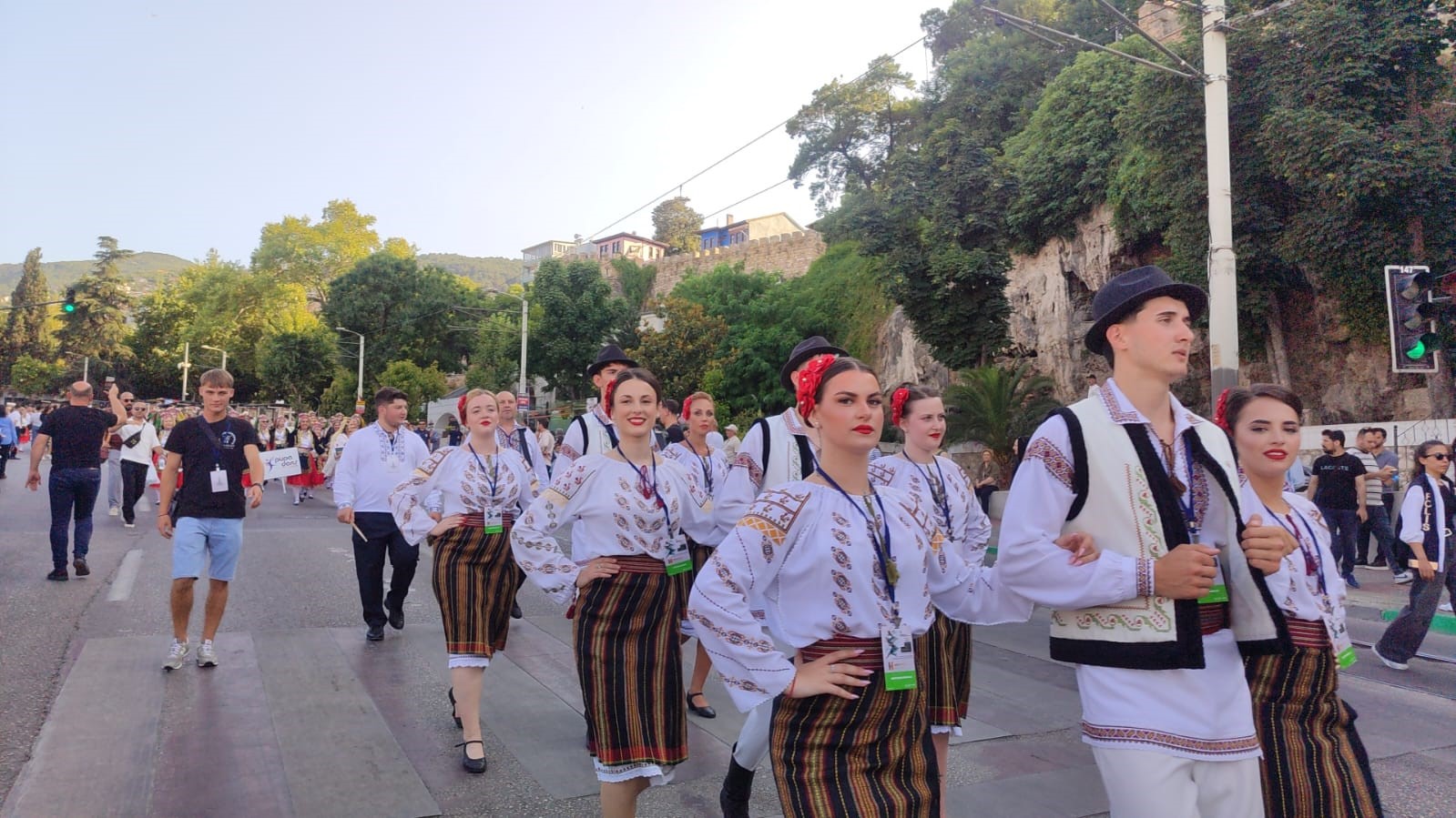 altin karagoz korteji bursa sokaklarini renklendirdi 0 MTa7OpHV