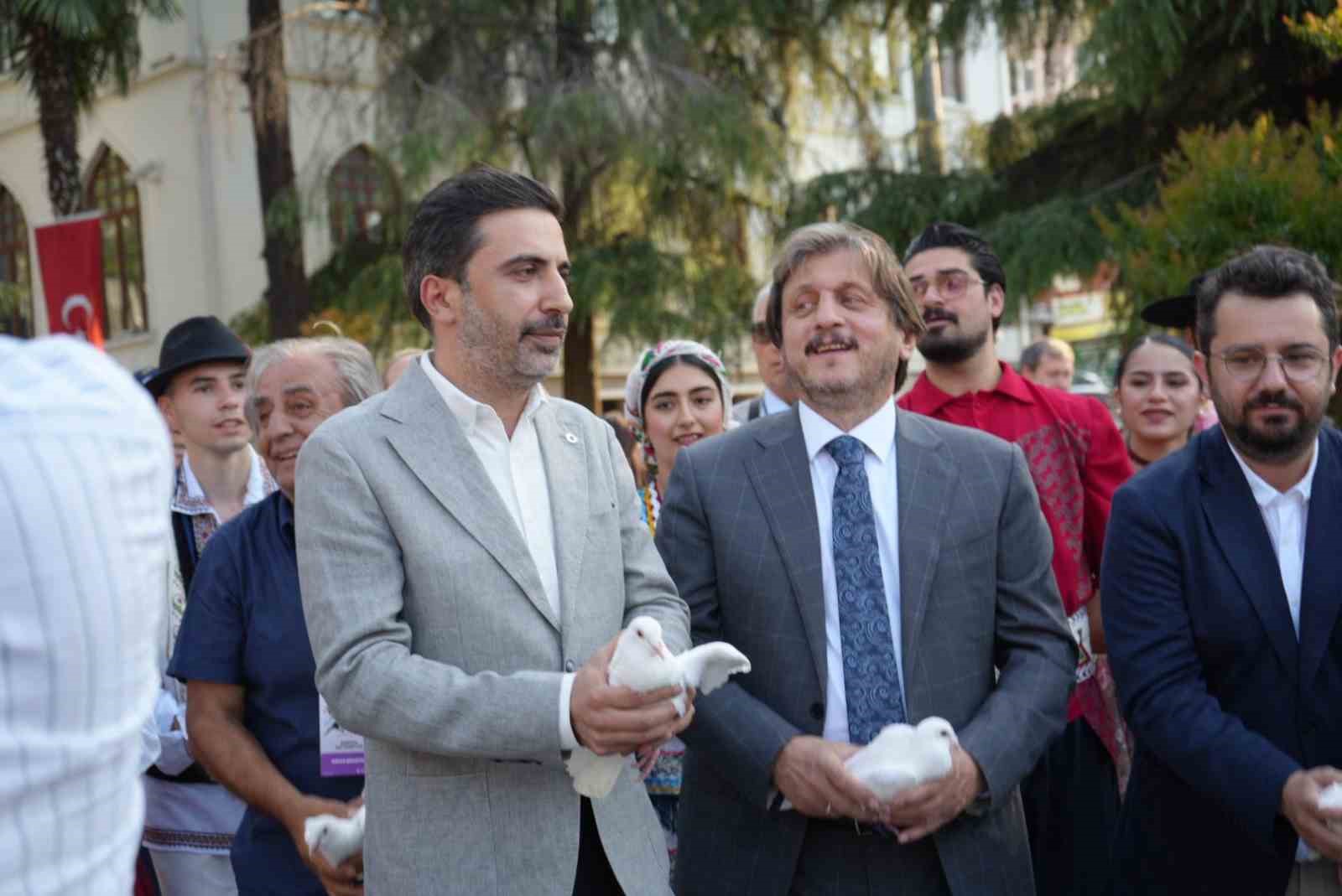 altin karagoz korteji bursa sokaklarini renklendirdi 9 VbtVj3lp