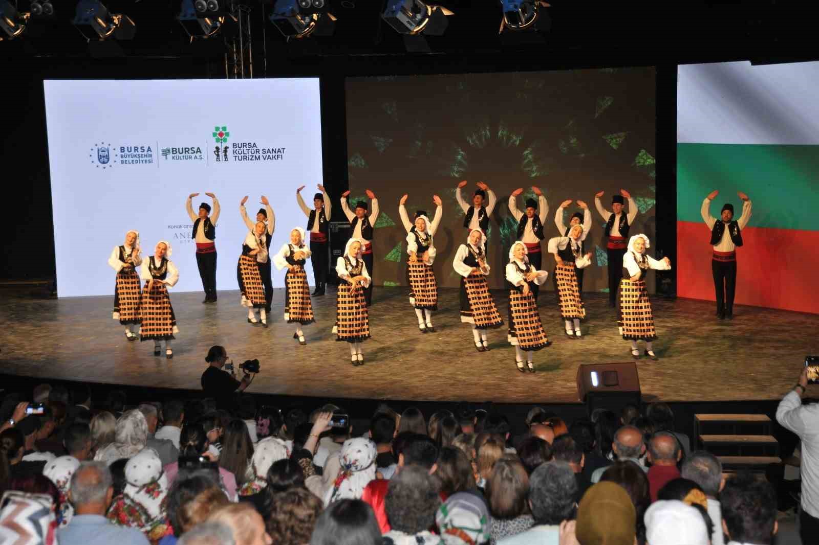 altin karagoze gorkemli acilis 2 COlIYjhE