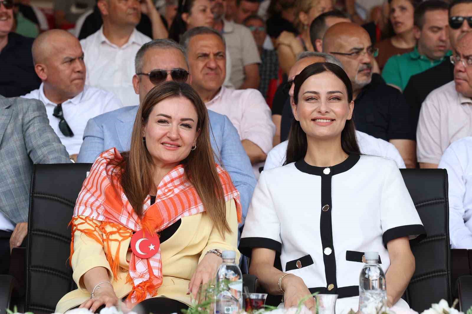 Altın kemer Antalya’ya geldi 5 altin kemer antalyaya geldi 1 elQsKZqb