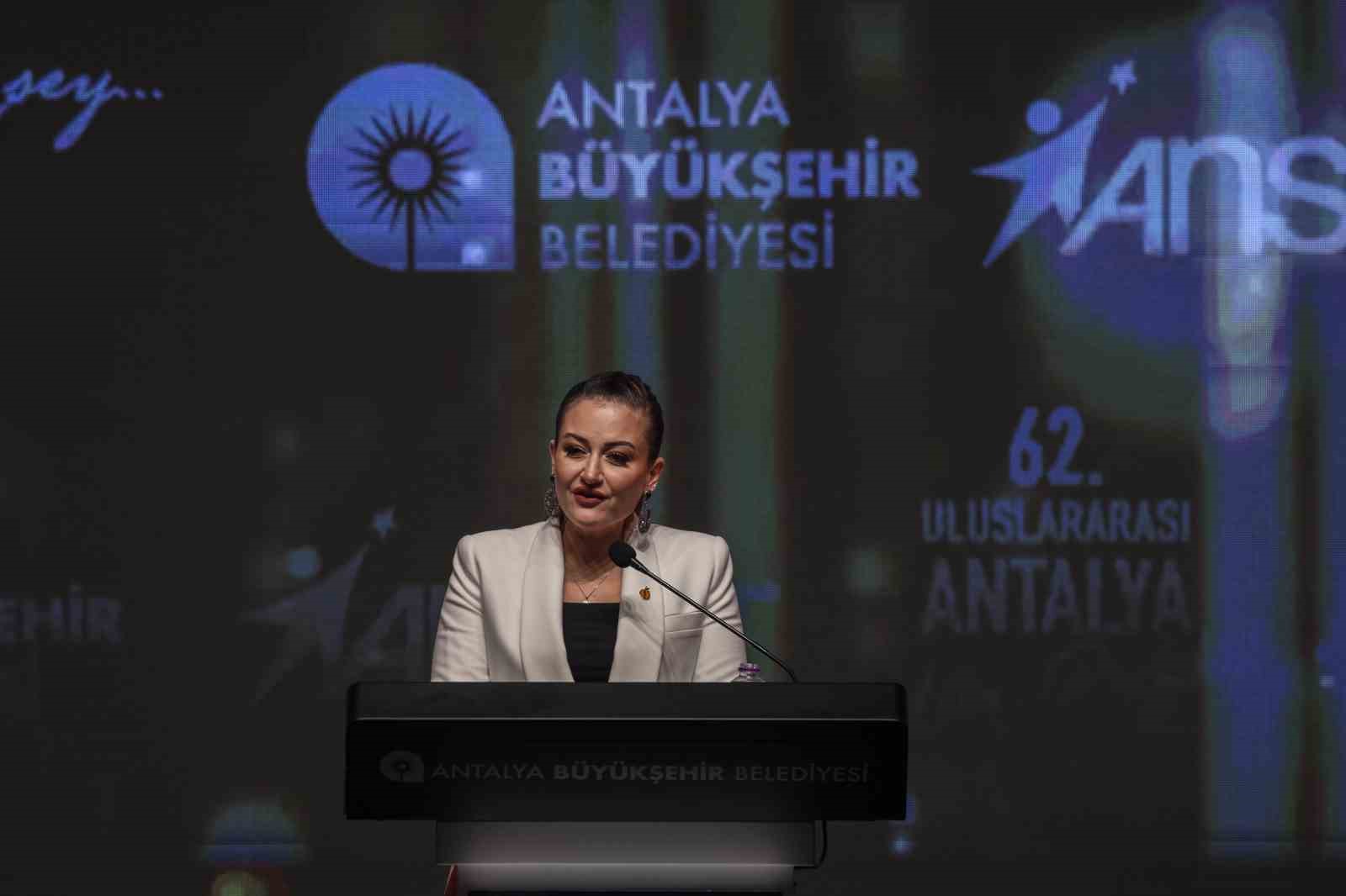 altin portakalda onur emek basari odulleri sahiplerini buldu 1 b1qasRfZ