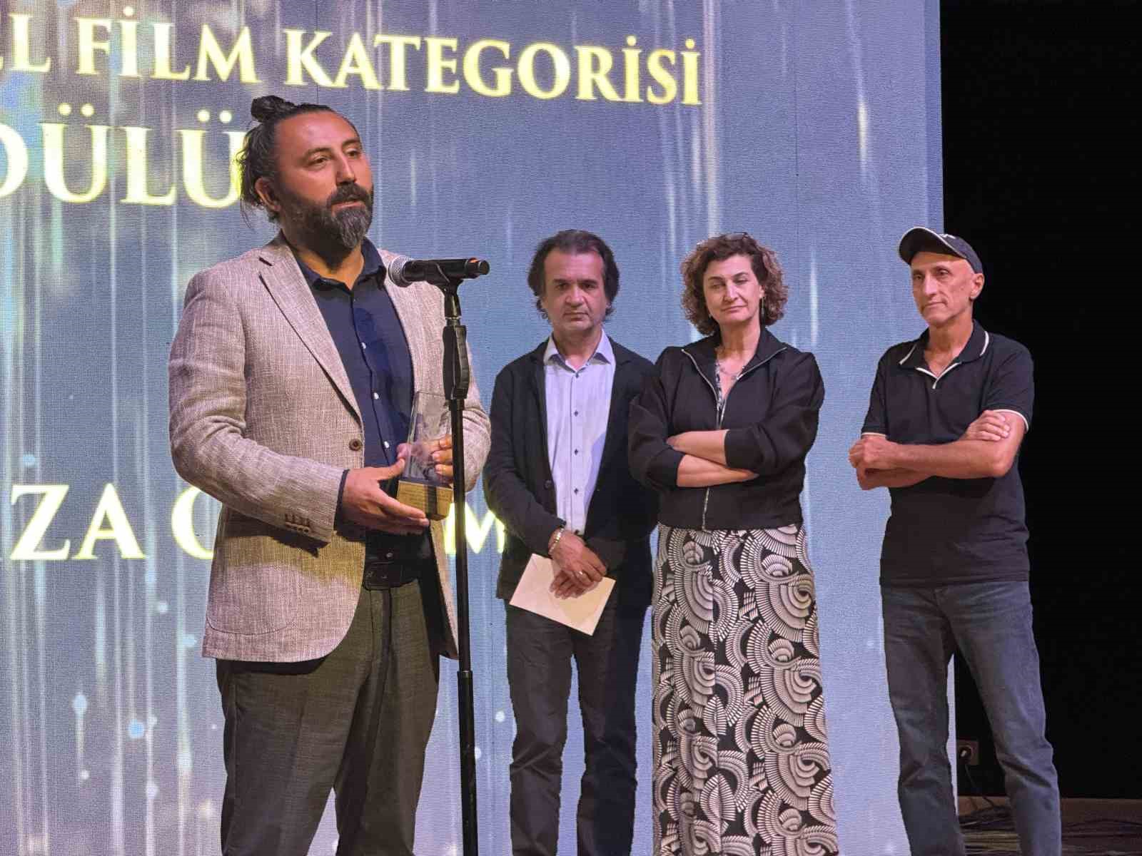 Altın Safran’da en iyi belgesel "Roman Gibi" oldu 7 altin safranda en iyi belgesel roman gibi oldu 3