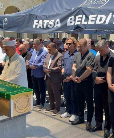 altun-arica-son-yolculuguna-ugurlandi-S2S2ENX5.jpg