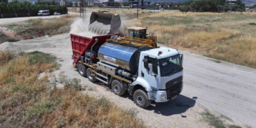altyapisi-tamamlanan-yollar-asfaltlaniyor-HkrdkU1B.jpg