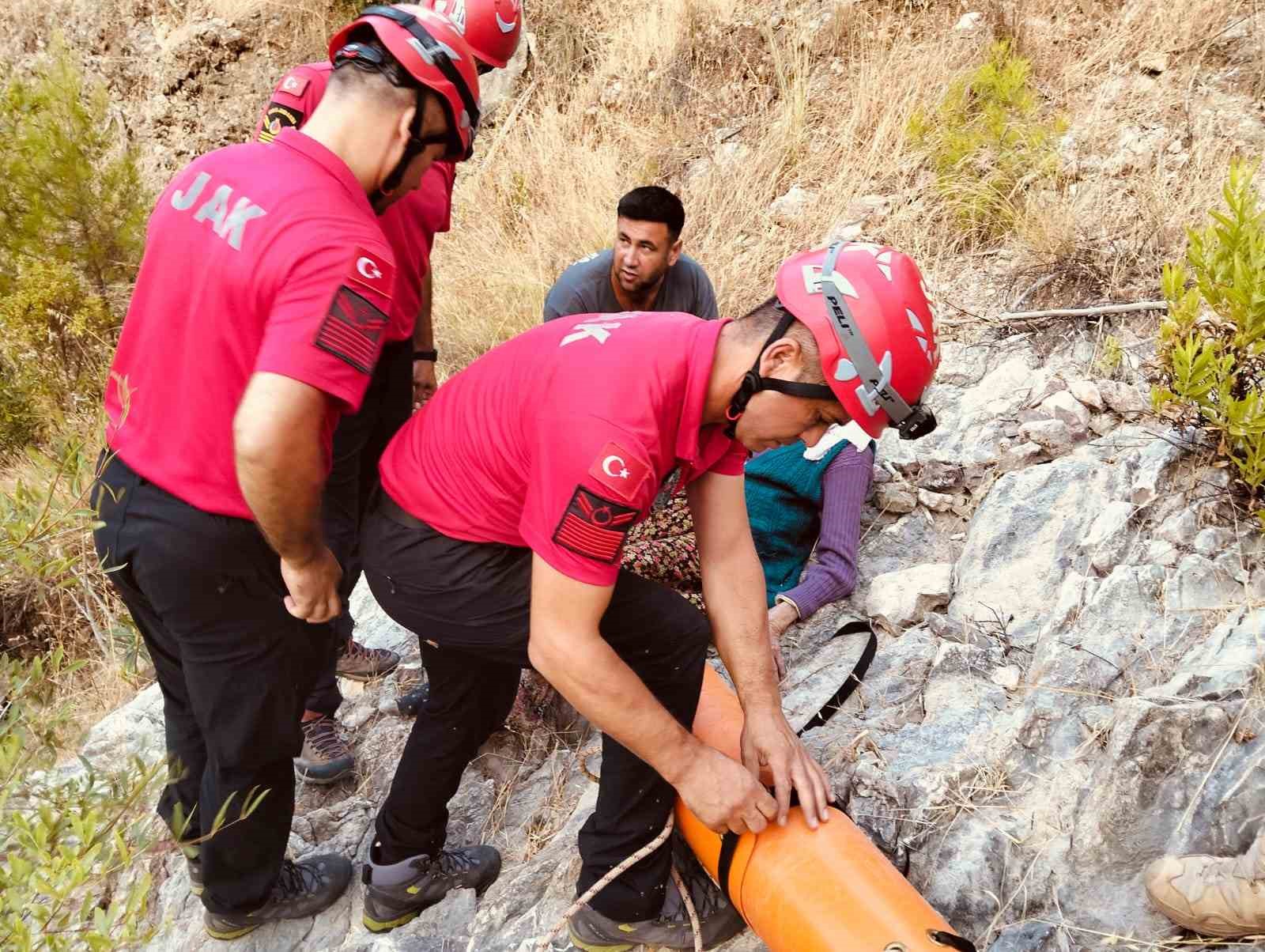 Alzaymır hastası kayıp kadın dere yatağında bulundu 4 alzaymir hastasi kayip kadin dere yataginda bulundu 0 SuF3Z5pY