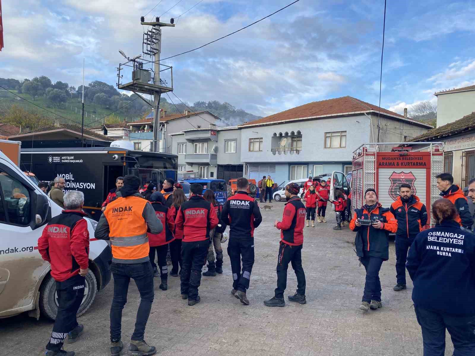Alzaymır hastası Mustafa Abi’den üçüncü günde de iz yok: Arama çemberi 10 kilometreye çıkarıldı 5 alzaymir hastasi mustafa abiden ucuncu gunde de iz yok arama cemberi 10 kilometreye cikarildi VAjO8NUU