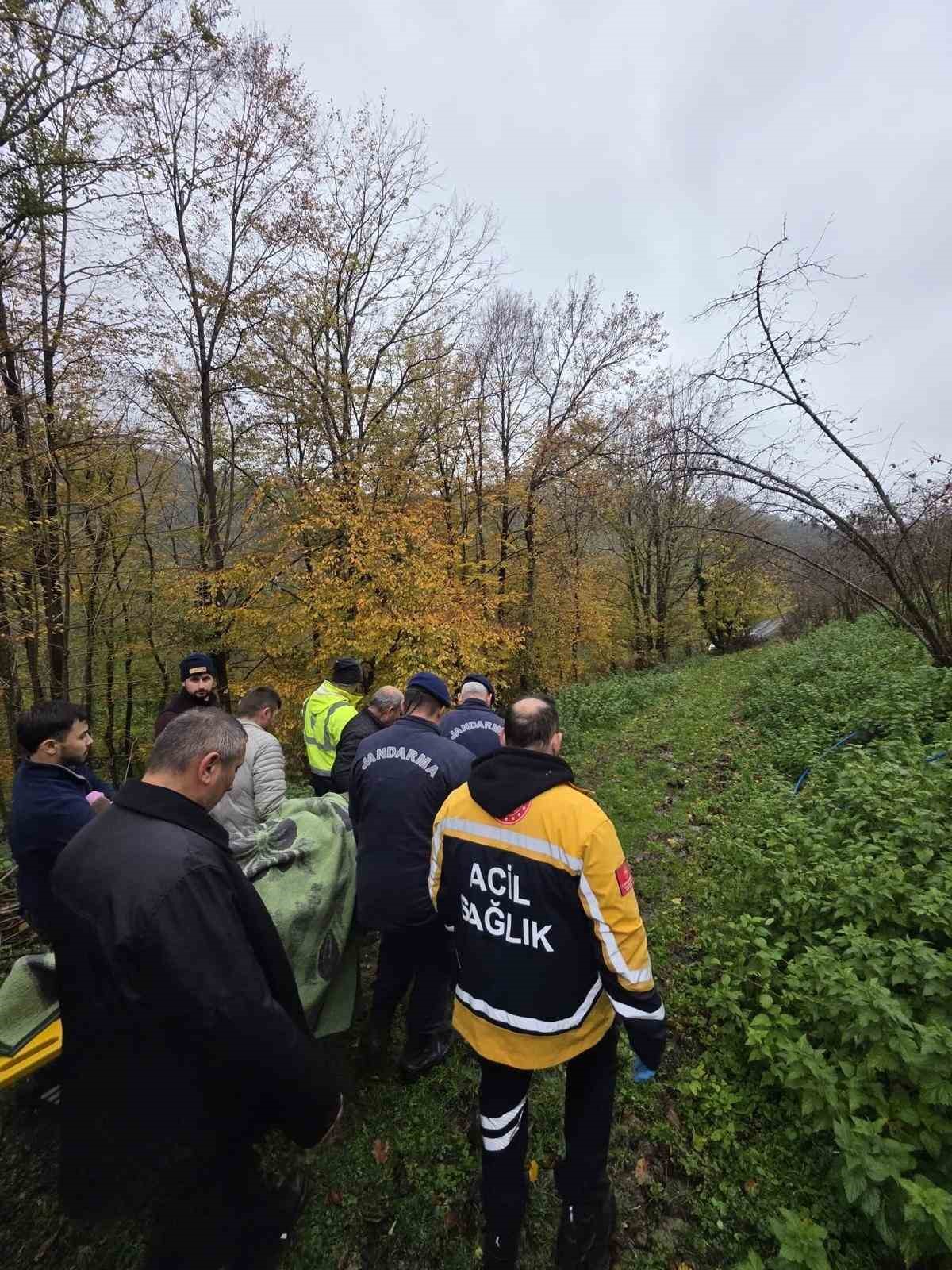 alzheimer hastasi kayip kadin ormanlik alanda yarali halde bulundu 2 aTiwJsu2