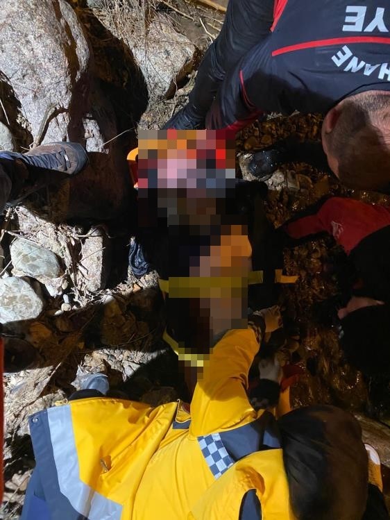 alzheimer hastasi yasli adam harsit cayinda olu bulundu 2 NYQakb3n