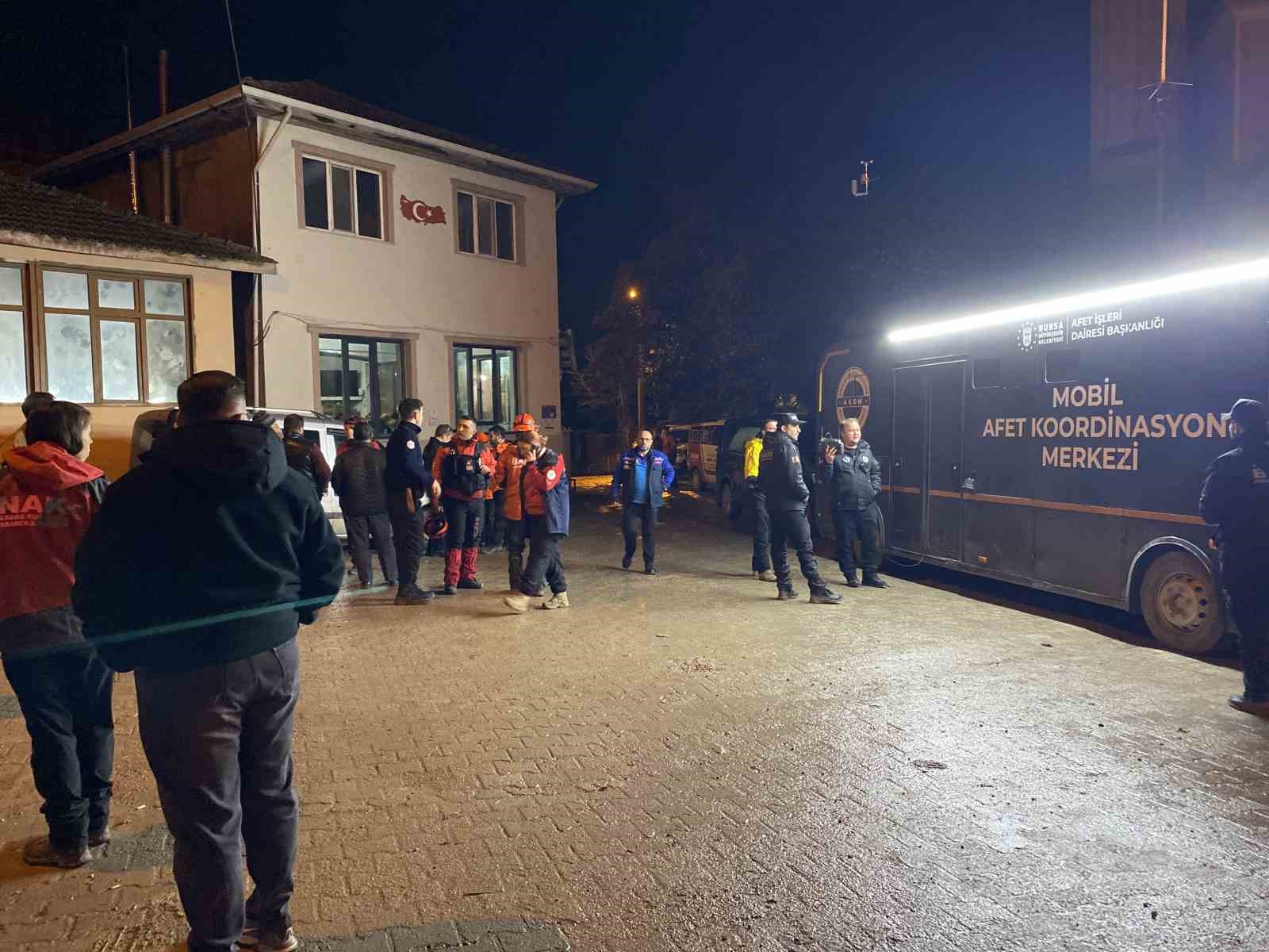 alzheimer hastasi yasli adami arama calismalari gece de devam ediyor 2 mSU9jhtm