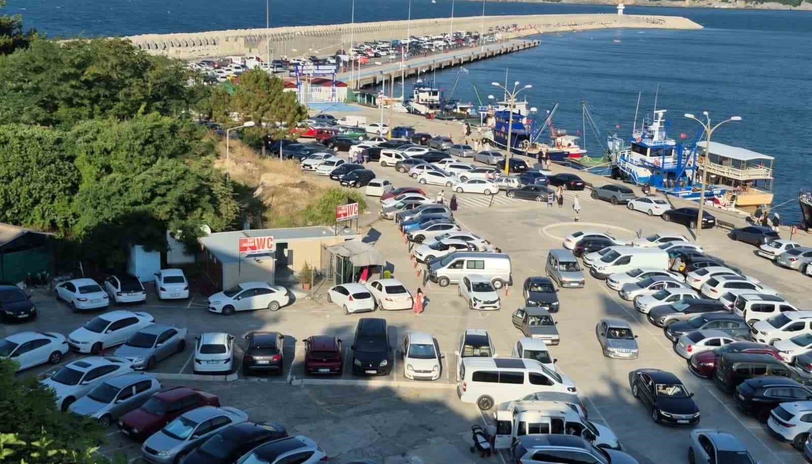 Amasra 3 günde nüfusunun 16 katı ziyaretçiyi ağırladı 6 amasra 3 gunde nufusunun 16 kati ziyaretciyi agirladi 2 Rl7AHIcK