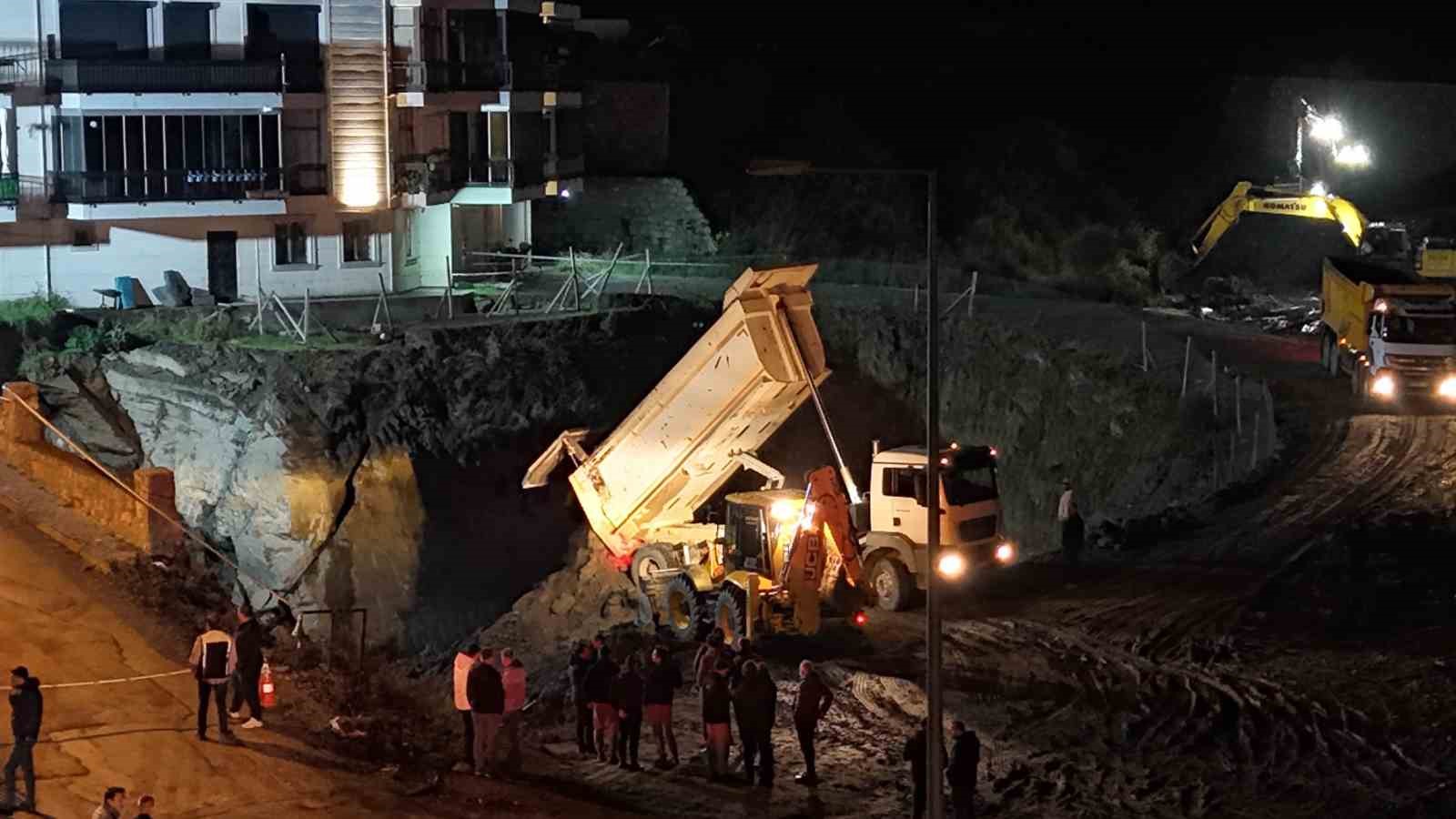 Amasra’da inşaat alanında göçük meydana geldi 5 amasrada insaat alaninda gocuk meydana geldi 1 XOC1zlvb