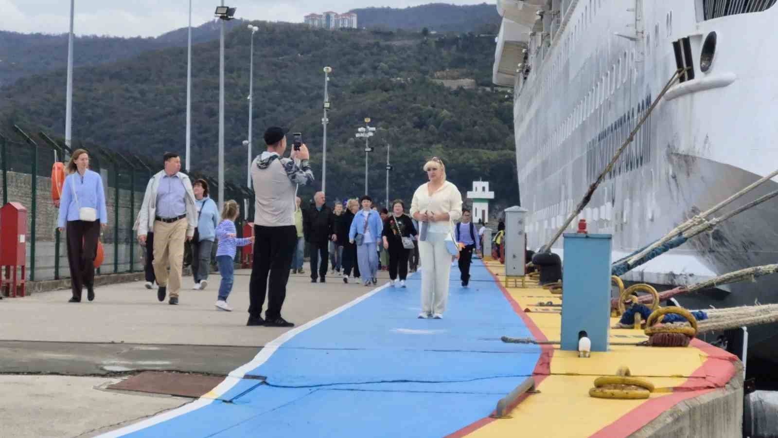 amasrada rus turist sayisinda 2026 hedefi 200 bin kisiyi asmak 0 i313JM8b