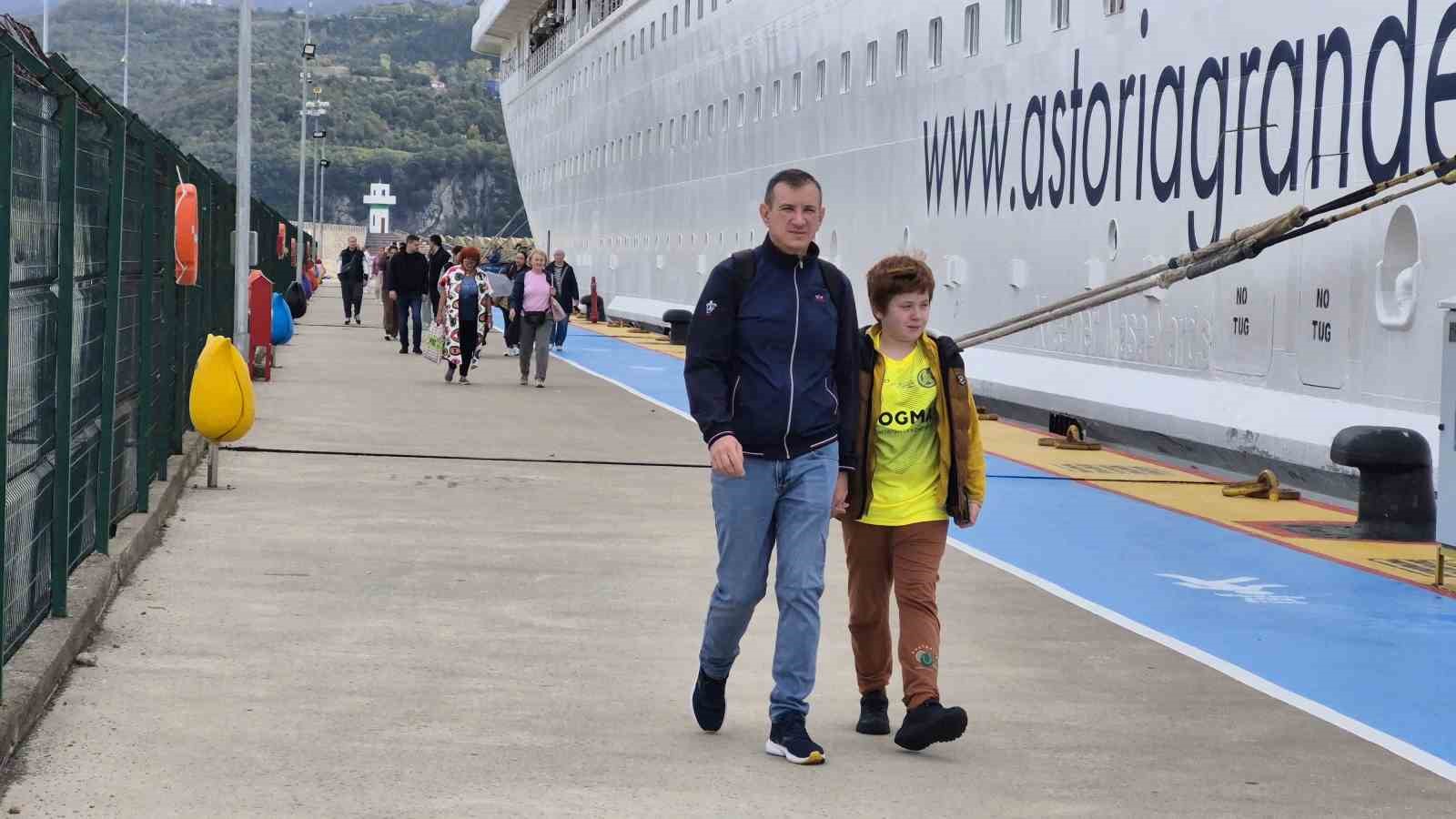 amasrada rus turist sayisinda 2026 hedefi 200 bin kisiyi asmak 5 AC5s4dF7