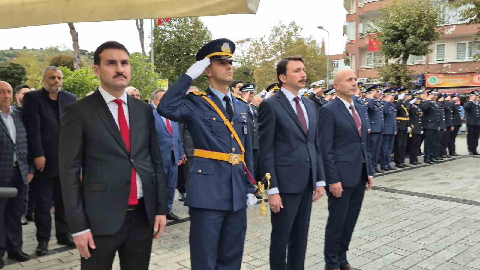 amasrada sahil guvenlikten muhtesem cumhuriyet bayrami gosterisi 5 MVN2z7bT