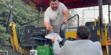 amasrada-yol-calismasina-baklavali-tesekkur-VbrGZqBV.jpg