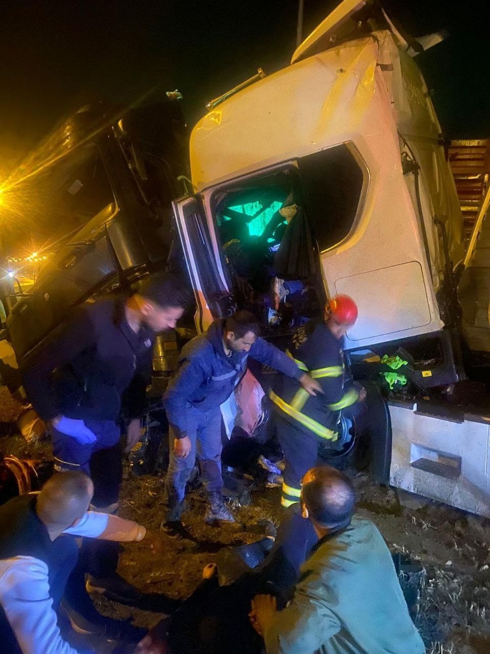 amasyada 2 tir kavsakta carpisti 3 yarali 3 znOXHeP1