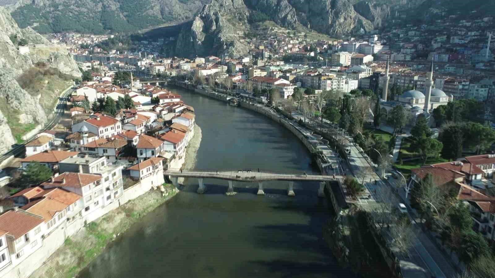 amasyada 9 turbeye kilit 3 NhAtg73i