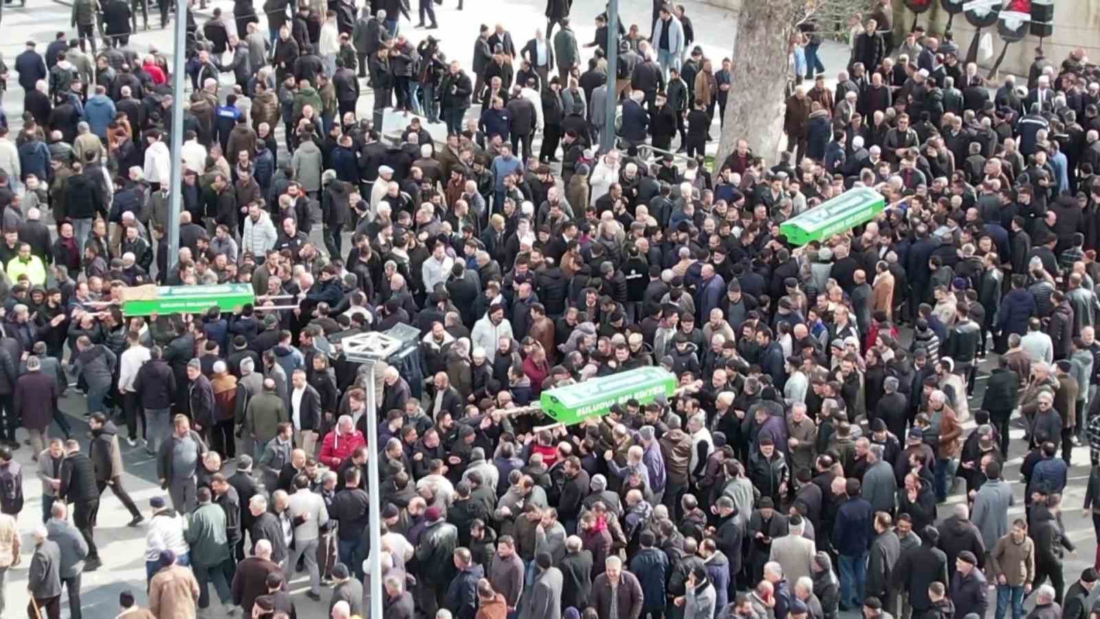 amasyada biyogaz tesisinde zehirlenerek olen 3 isci son yolculuklarina ugurlandi 1 6OByt8Zd
