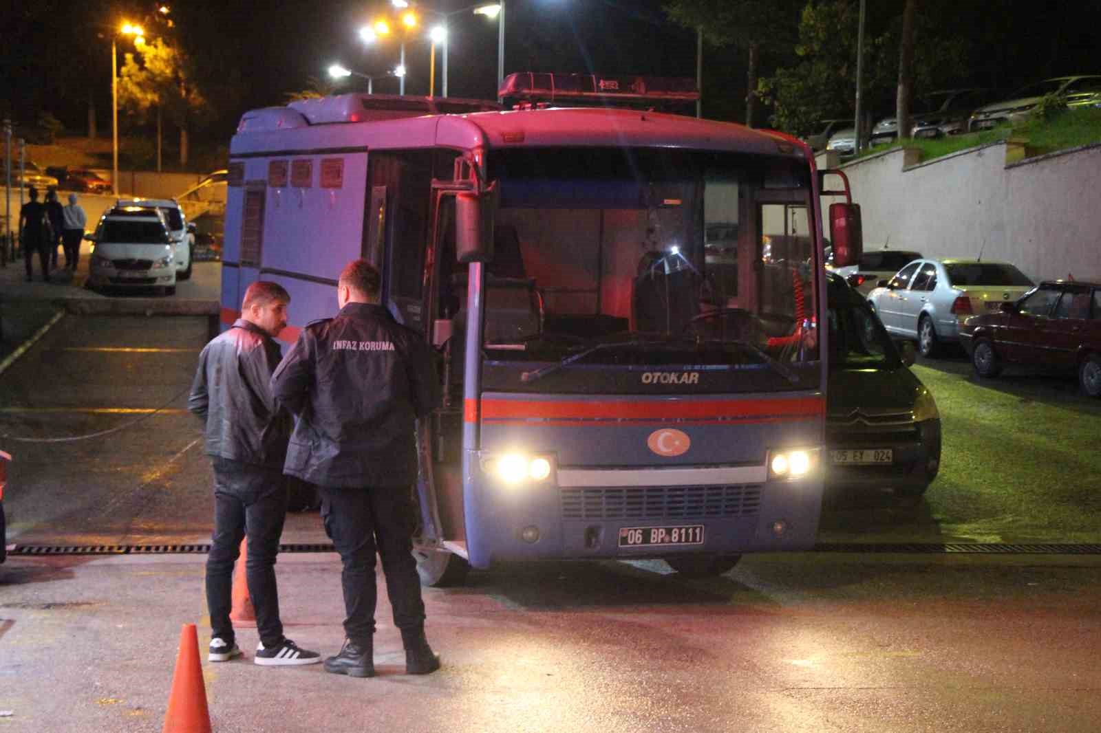 amasyada cezaevinde 6 mahkum gida zehirlenmesi suphesiyle hastanelik oldu 4 hmuHiKnv