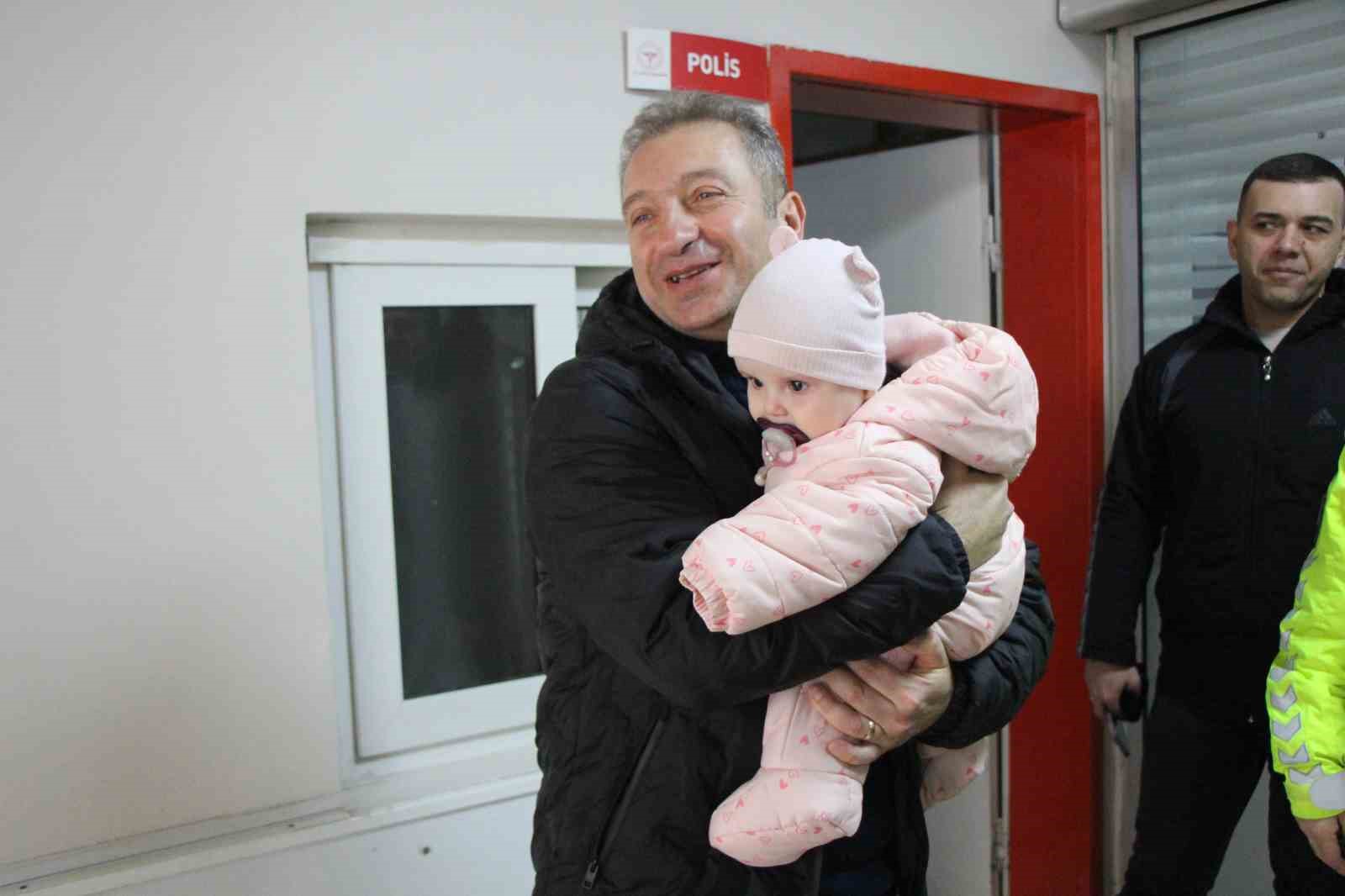 amasyada dur ihtarina uymayip kacan motosikletli cocuk onune cikan polise carpti 2 hyznRrjE