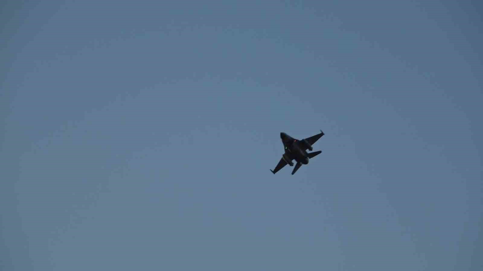 amasyada f 16lardan nefes kesen gosteri 4 BCKQaCgg