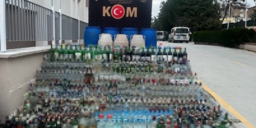 amasyada-kacak-alkol-operasyonu-615-sise-ve-30-bidon-ele-gecirildi-ZFEnJzaA.jpg